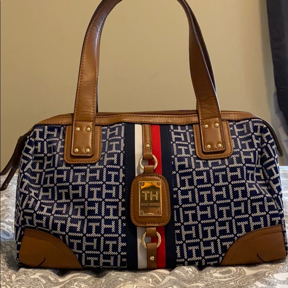 Tommy Hilfiger purse